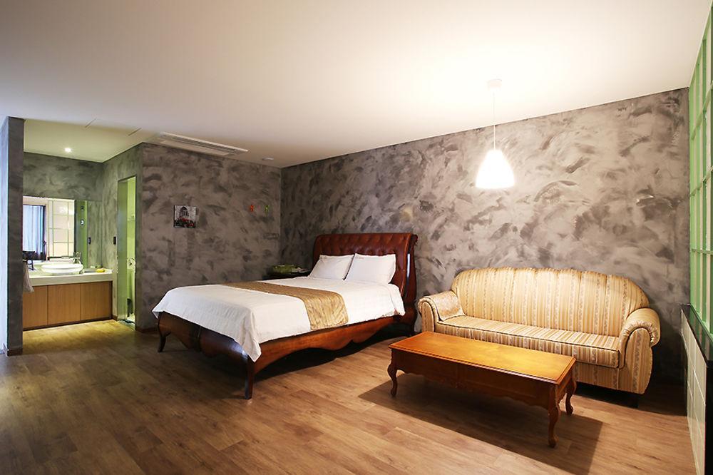 K City Hotel Seoul Bagian luar foto