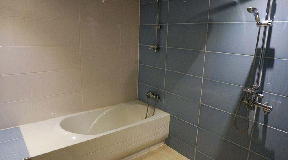 K City Hotel Seoul Bagian luar foto