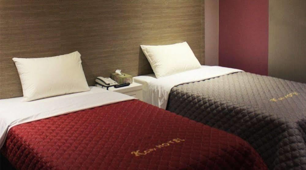 K City Hotel Seoul Bagian luar foto