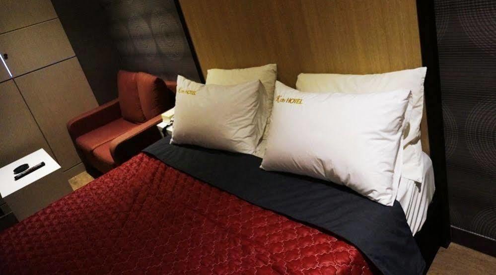 K City Hotel Seoul Bagian luar foto
